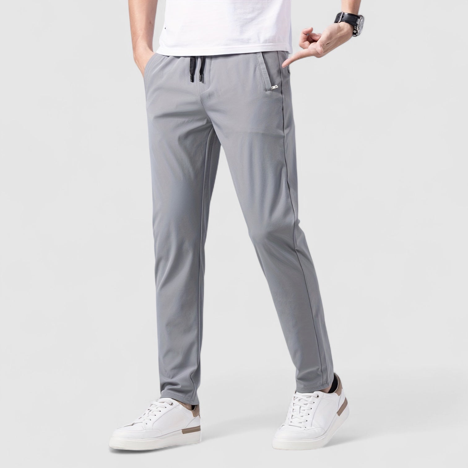 VIO | ウルトラストレッチ スリムフィットパンツ