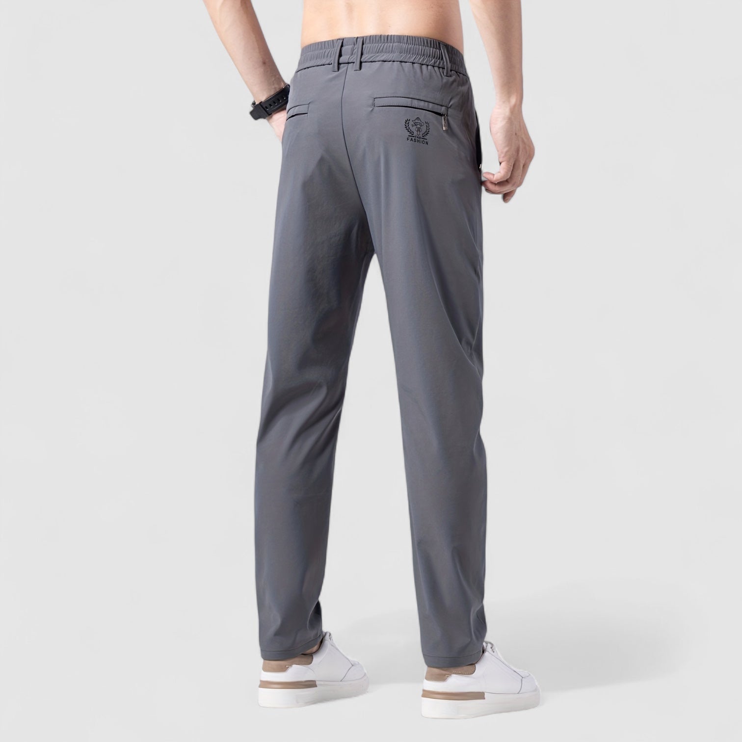 VIO | ウルトラストレッチ スリムフィットパンツ