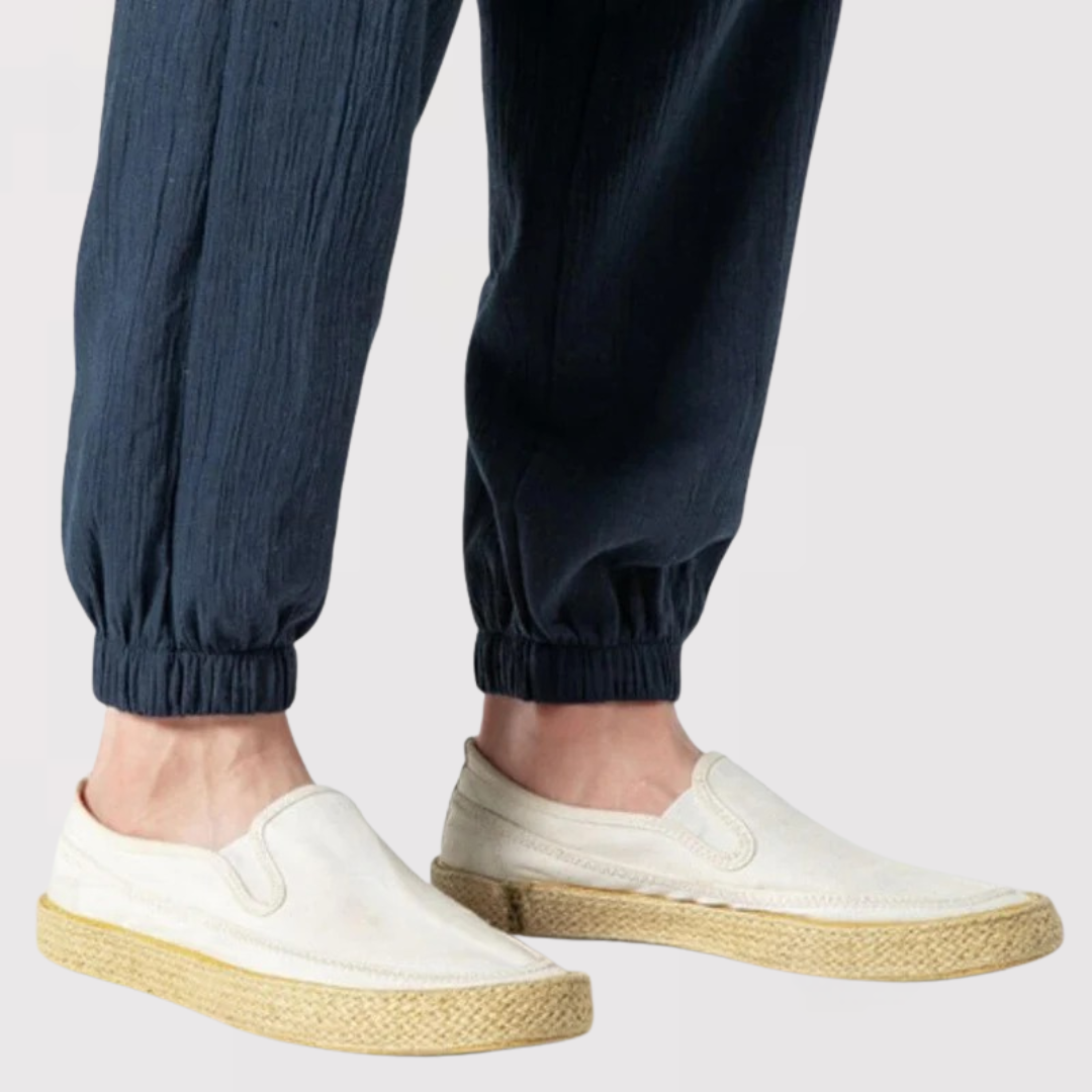 ヒロカズ | 快適なパンツ