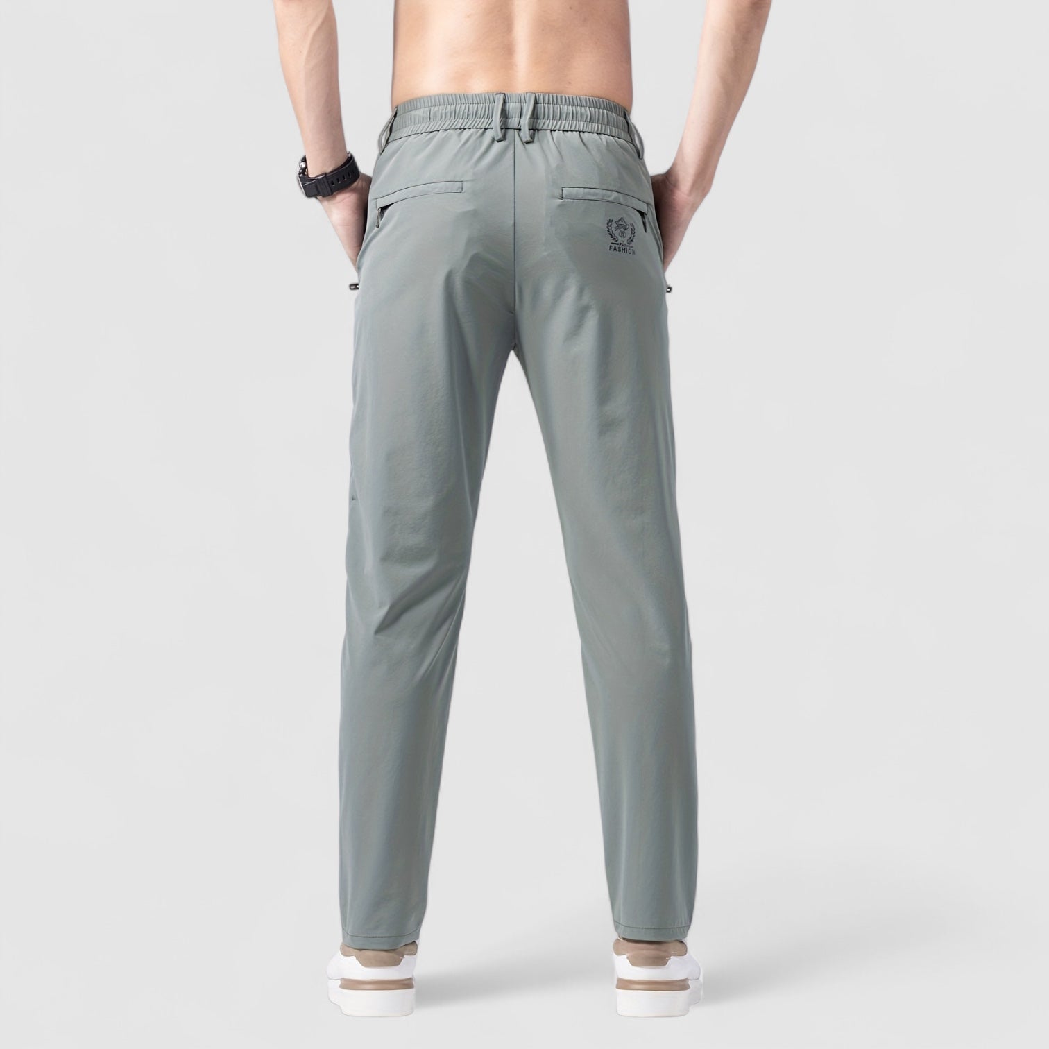 VIO | ウルトラストレッチ スリムフィットパンツ