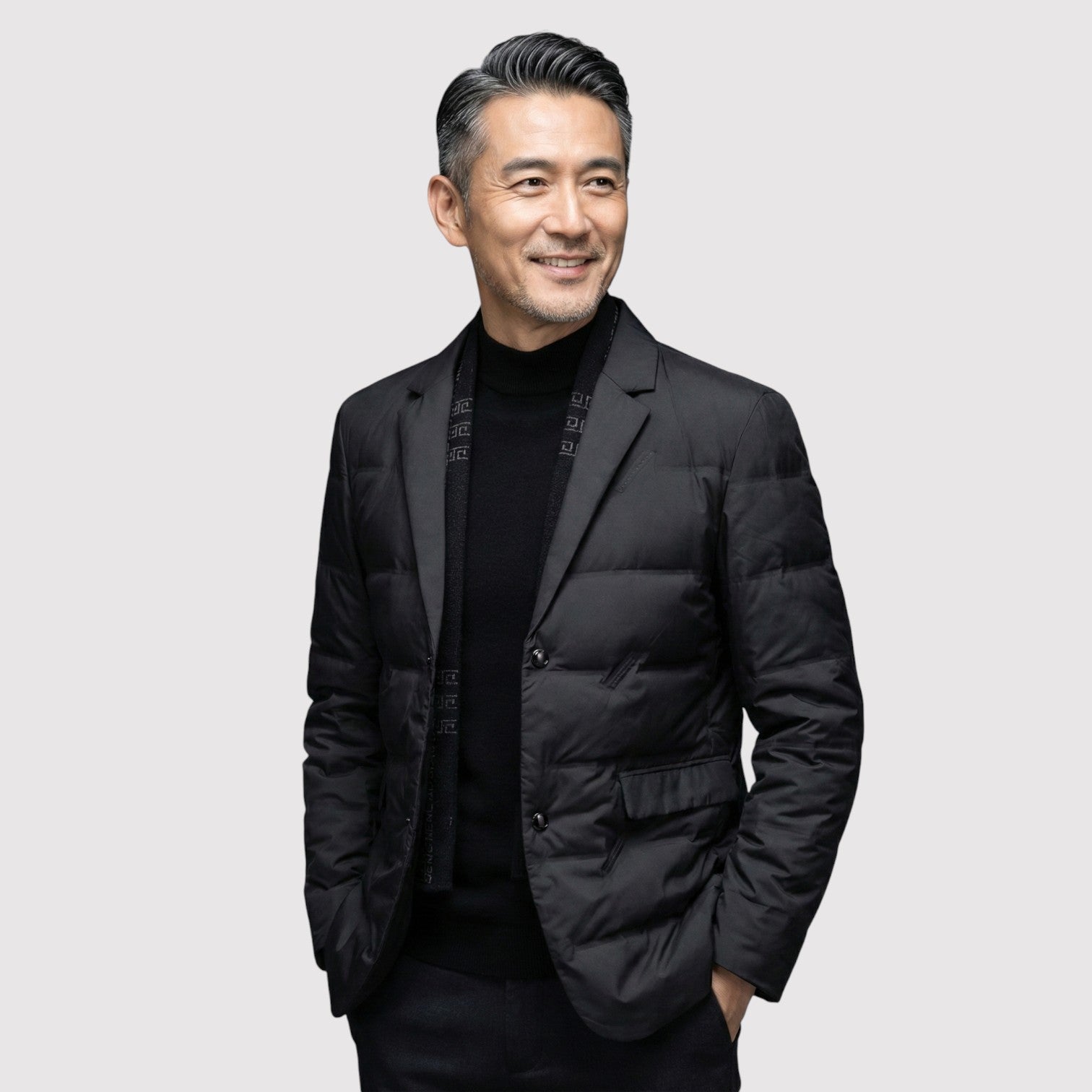 ダイゴー | ラグジュアリーなダウンジャケット