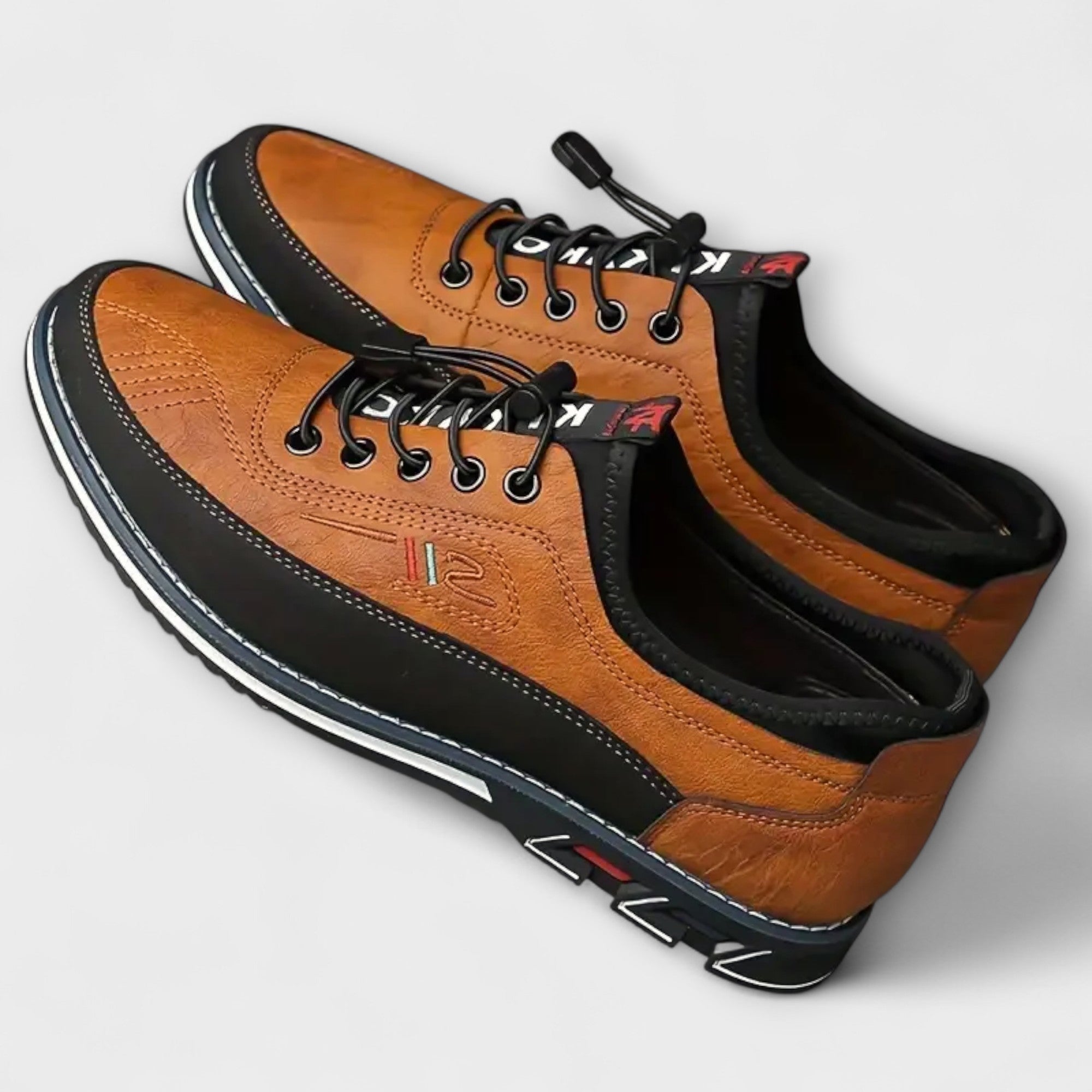 ユウジ | 機能的で頼れるカジュアルシューズ