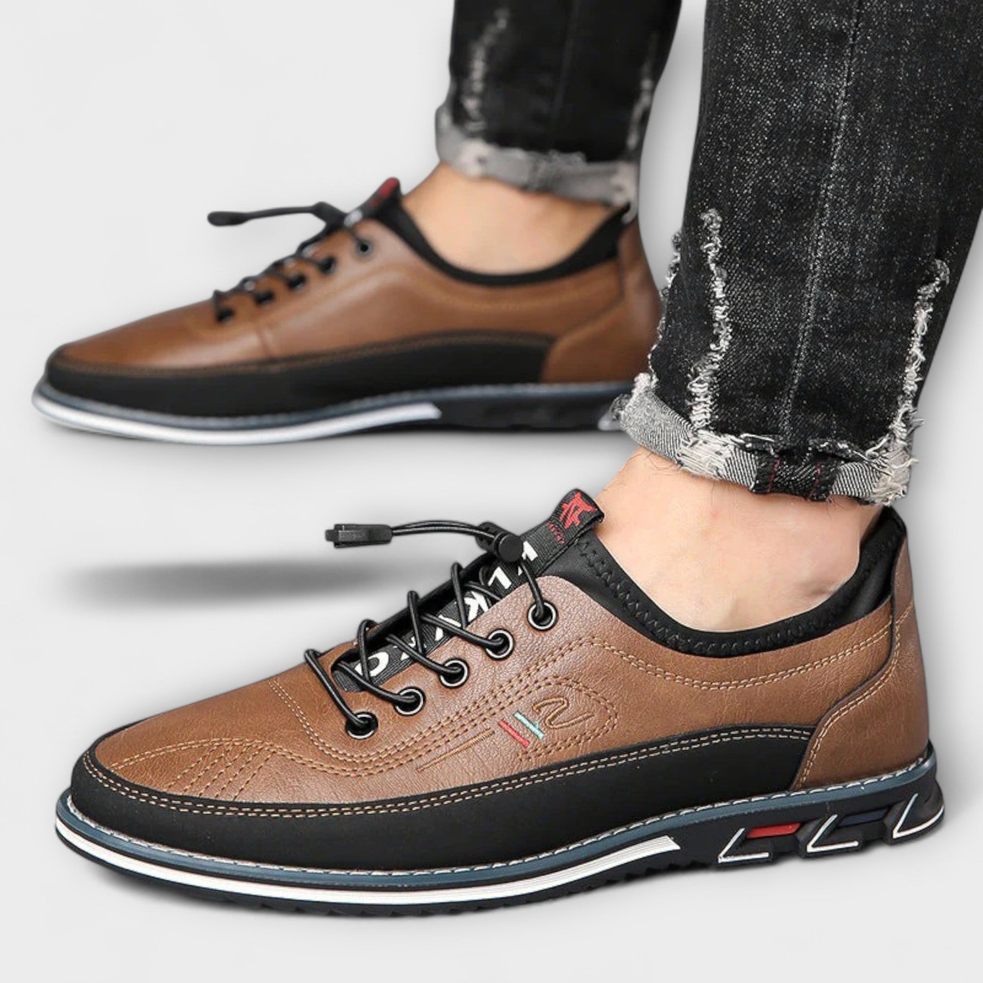 ユウジ | 機能的で頼れるカジュアルシューズ