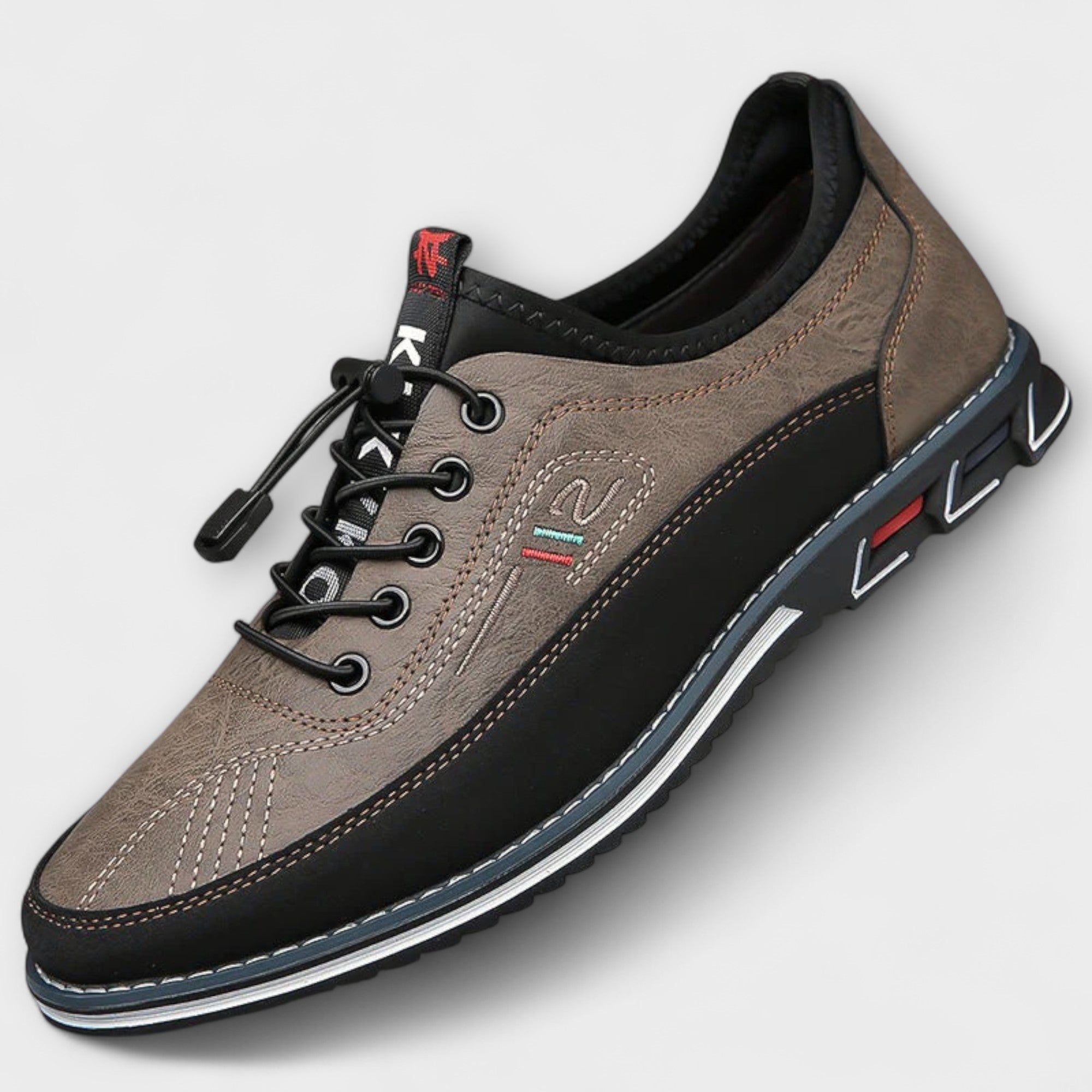 ユウジ | 機能的で頼れるカジュアルシューズ